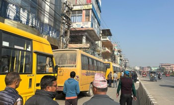 इटहरीका स्कुल बसमाथि निगरानी