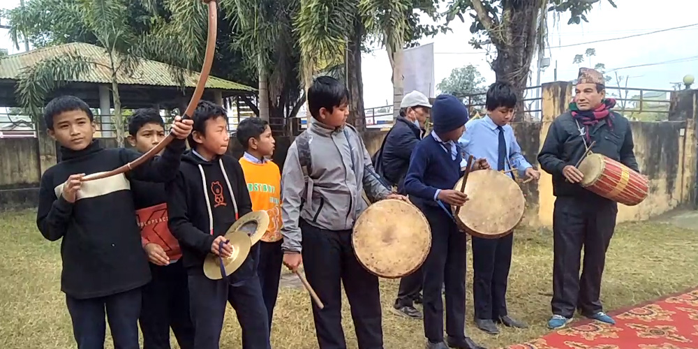 देवचुली माविका विद्यार्थीलाई पञ्चैबाजा बजाउने तालिम